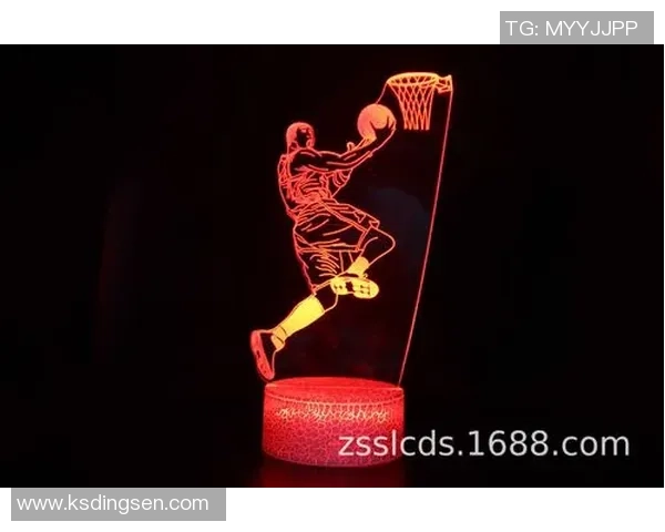 足球球星造型创意小夜灯点亮房间陪伴孩子温馨入眠